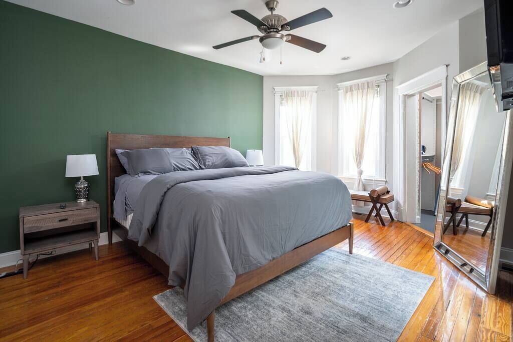 Photo of Bedroom in Near Northeast