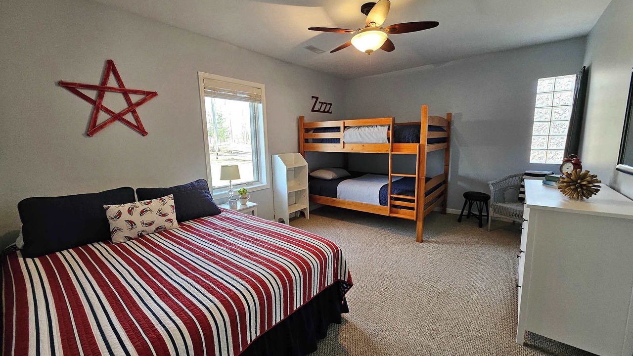Photo of Bedroom in Clam River