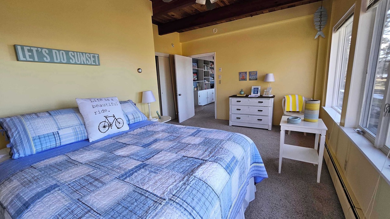 Photo of Bedroom in Clam River