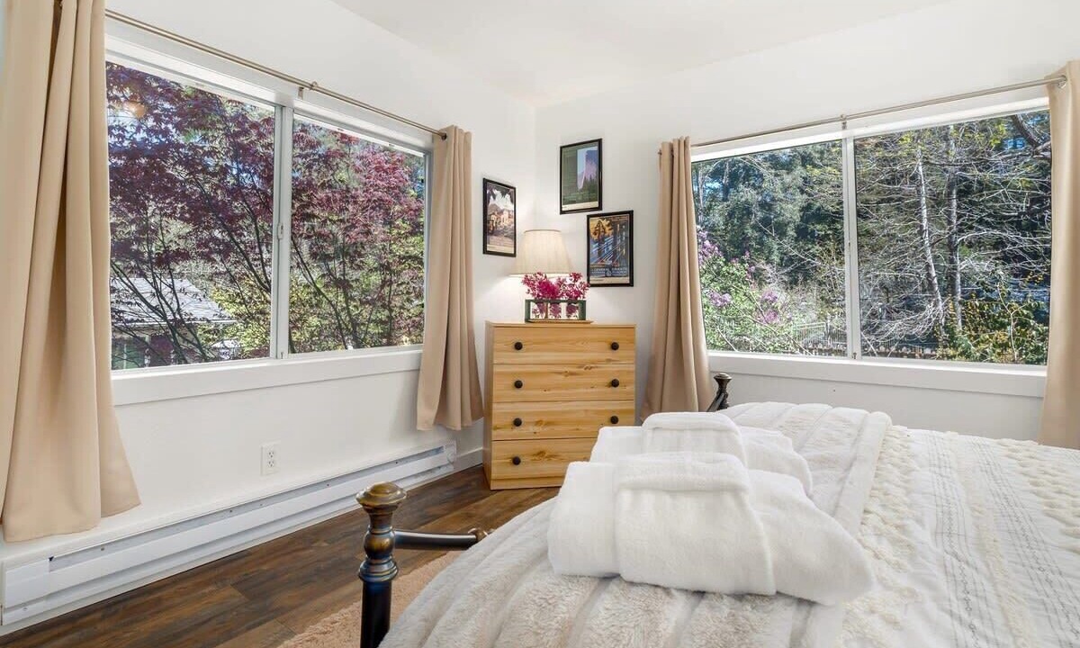 Photo of Bedroom in Ben Lomond