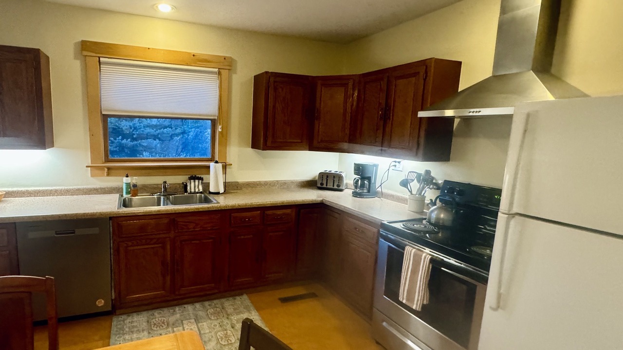 Photo of Kitchen in Grover