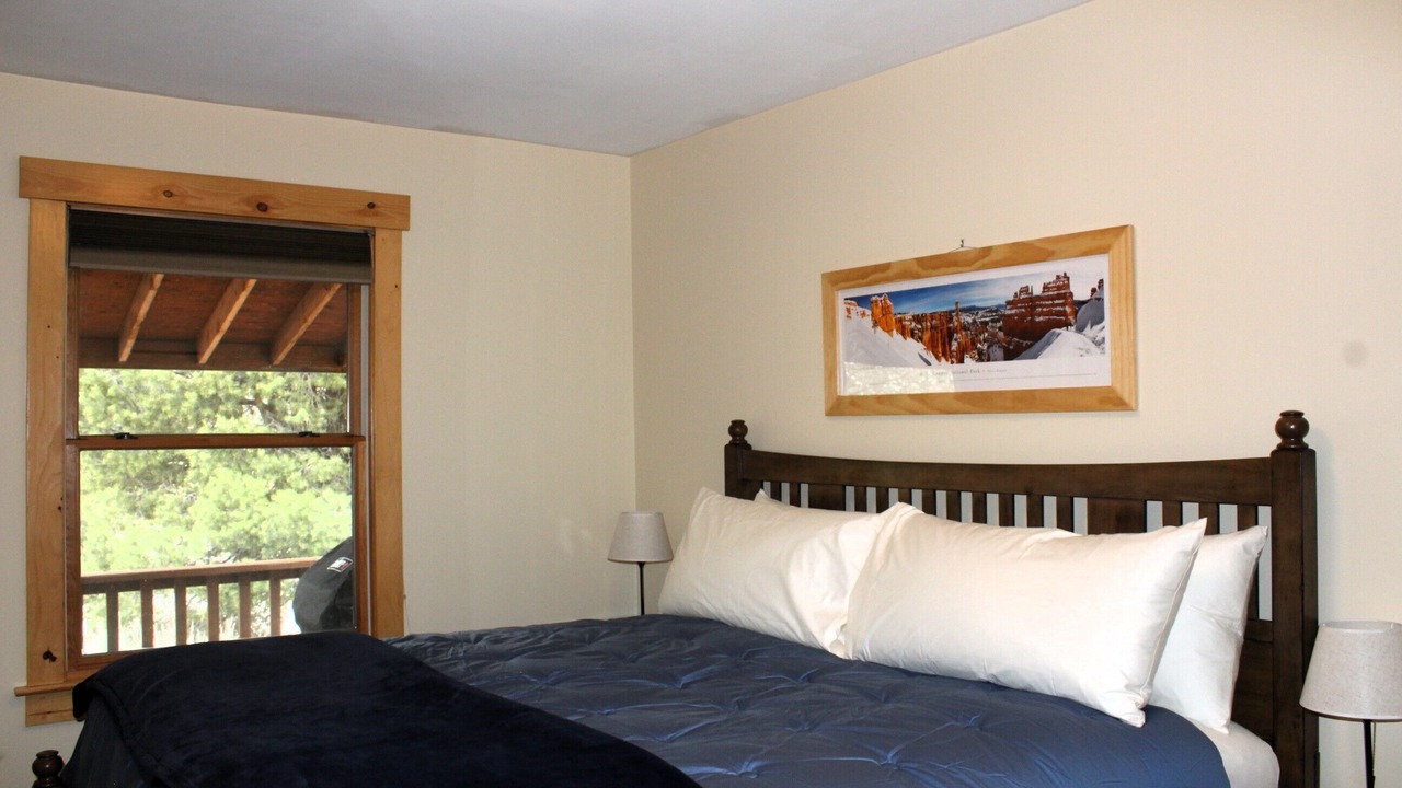 Photo of Bedroom in Grover