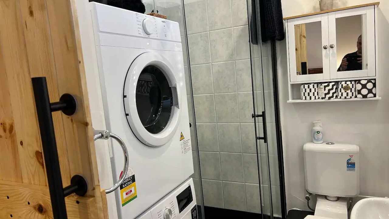 Photo of Bathroom in Maribyrnong