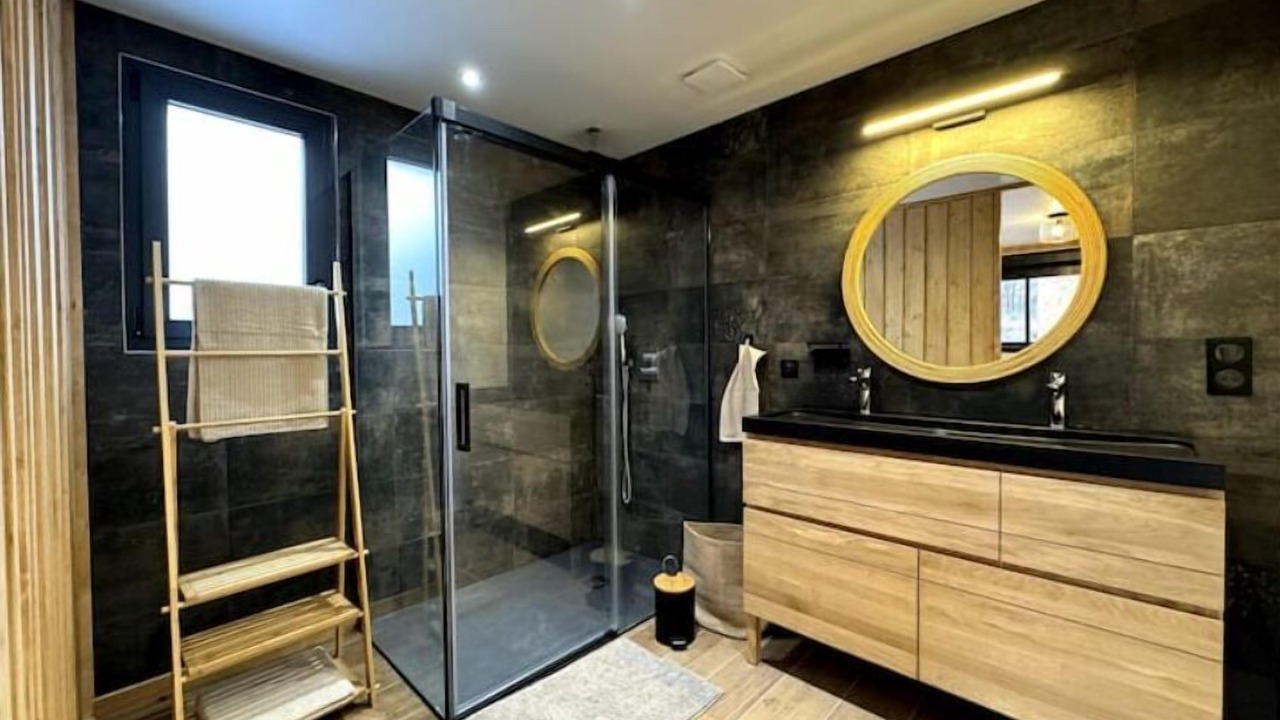 Photo of Bathroom in Dorres