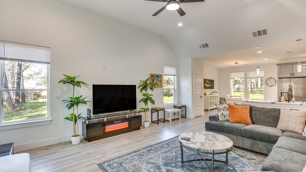 Photo of Bedroom in Gun Barrel City