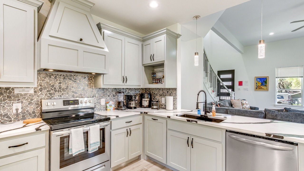Photo of Kitchen in Gun Barrel City