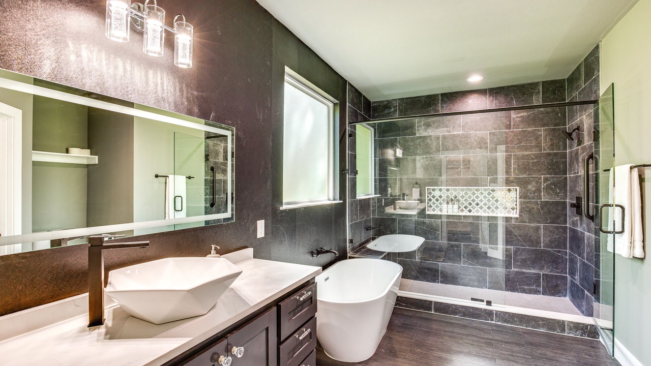 Photo of Bathroom in Gun Barrel City