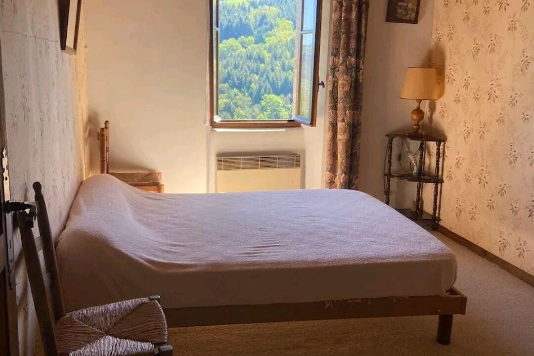 Photo of Bedroom in Espeyrac