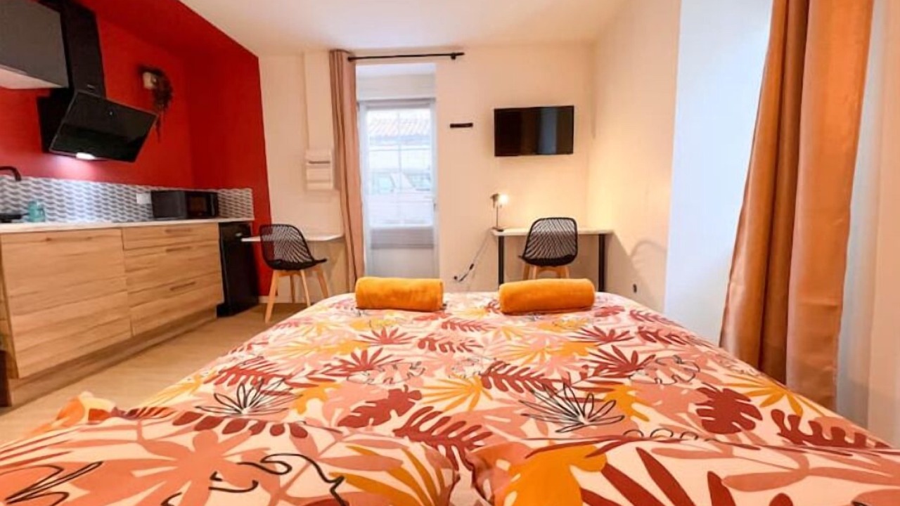 Photo of Bedroom in Fontenay-le-Comte