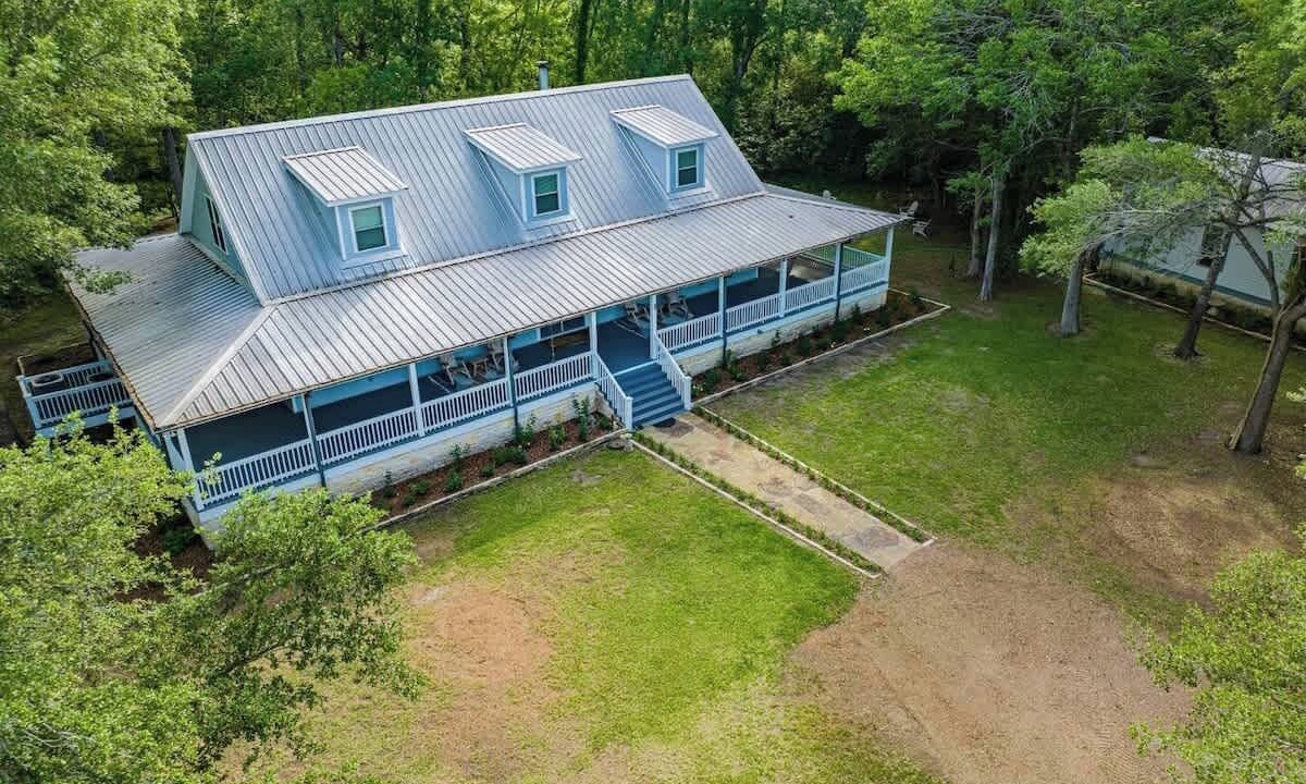 Photo of Outdoor in Round Top