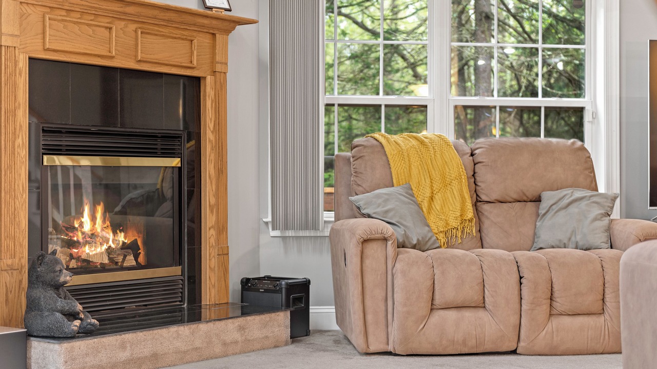 Photo of Livingroom in Lake Harmony Estates