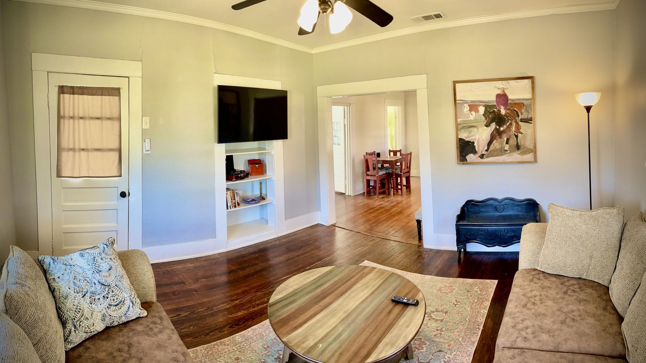 Photo of Livingroom in Sunset
