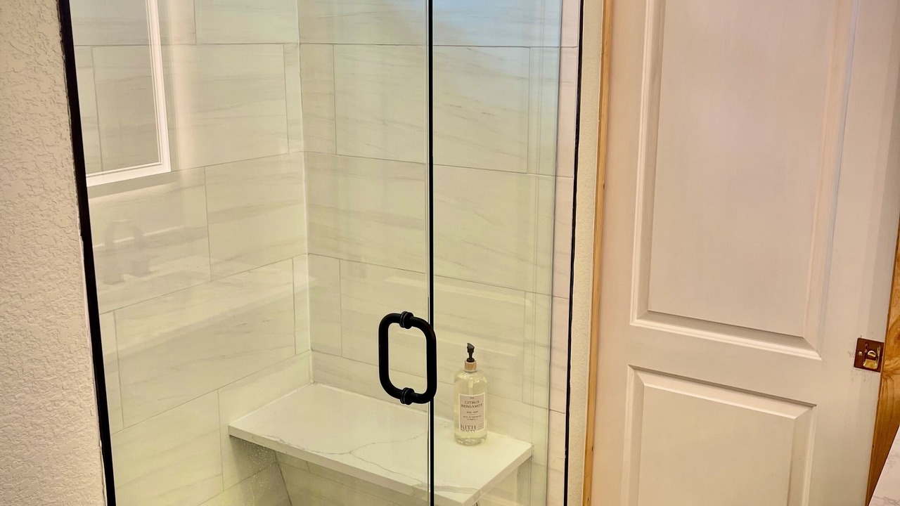 Photo of Bathroom in Sunset
