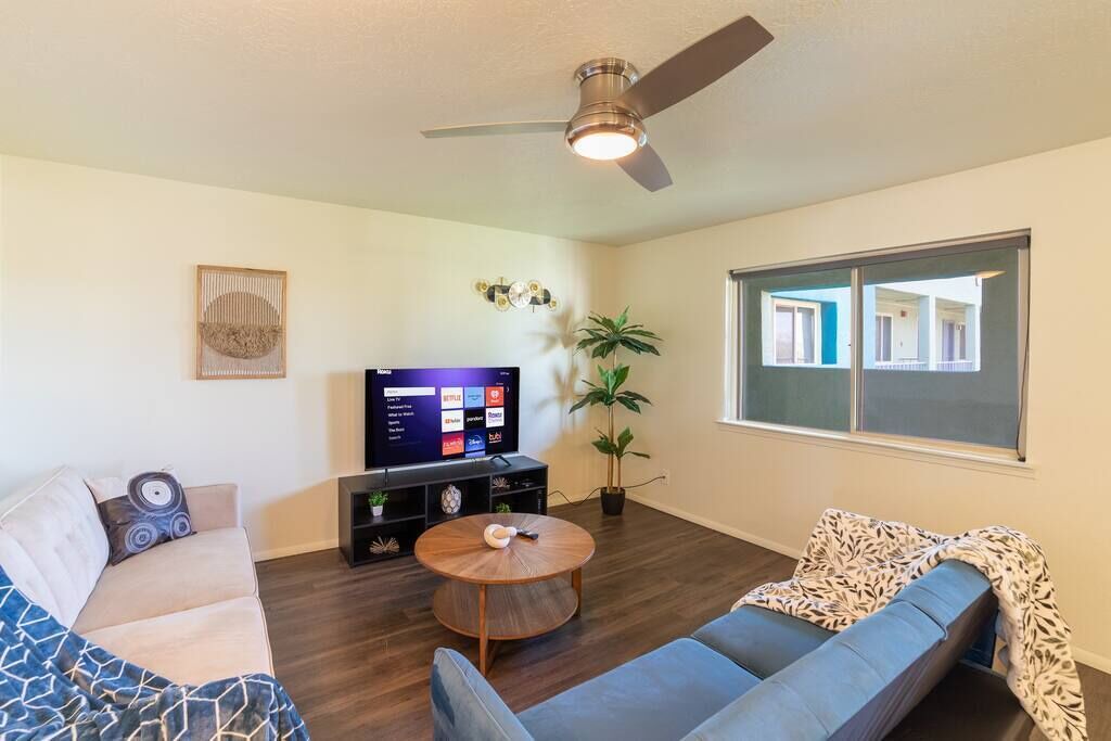 Photo of Livingroom in Highland Business