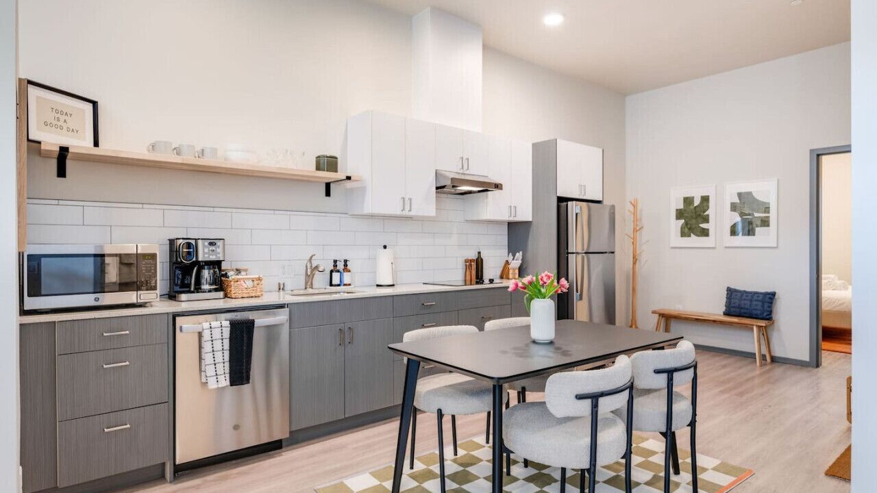 Photo of Others in Lower Queen Anne