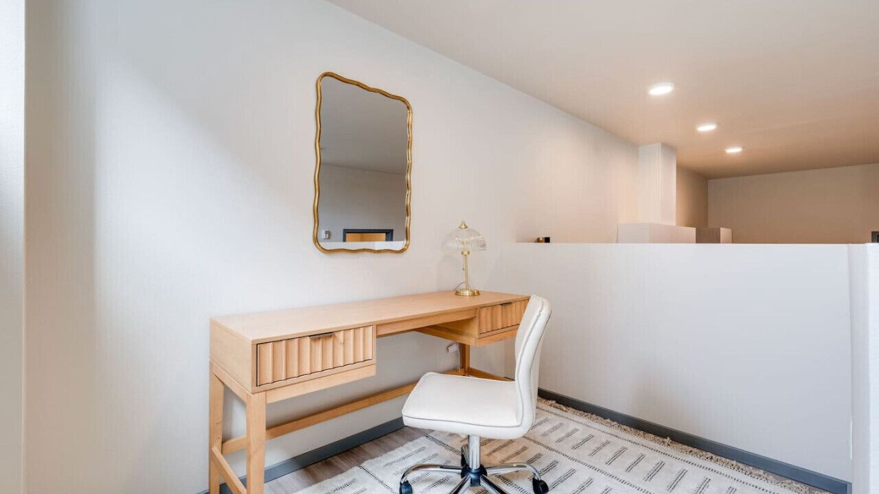 Photo of Others in Lower Queen Anne