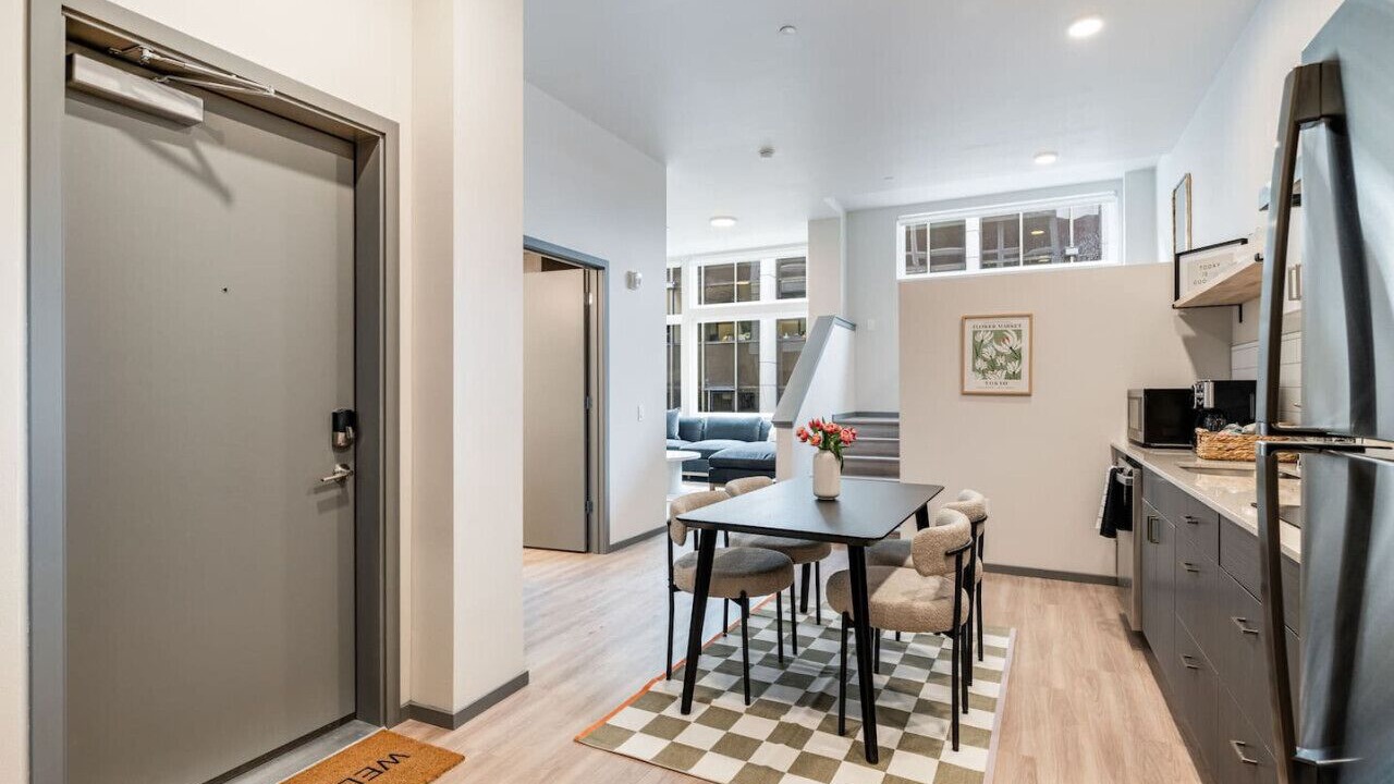 Photo of Others in Lower Queen Anne