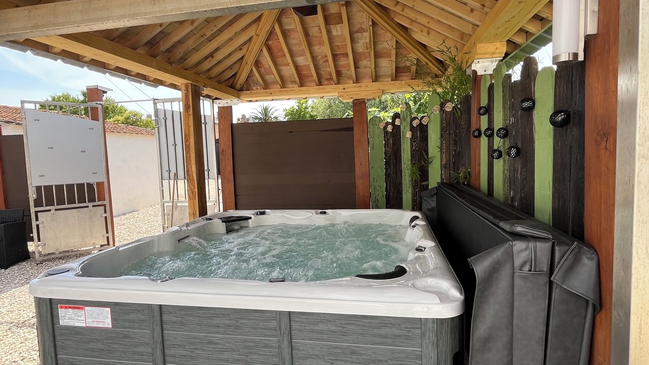 Photo of Outdoor in Chateauneuf-les-Martigues
