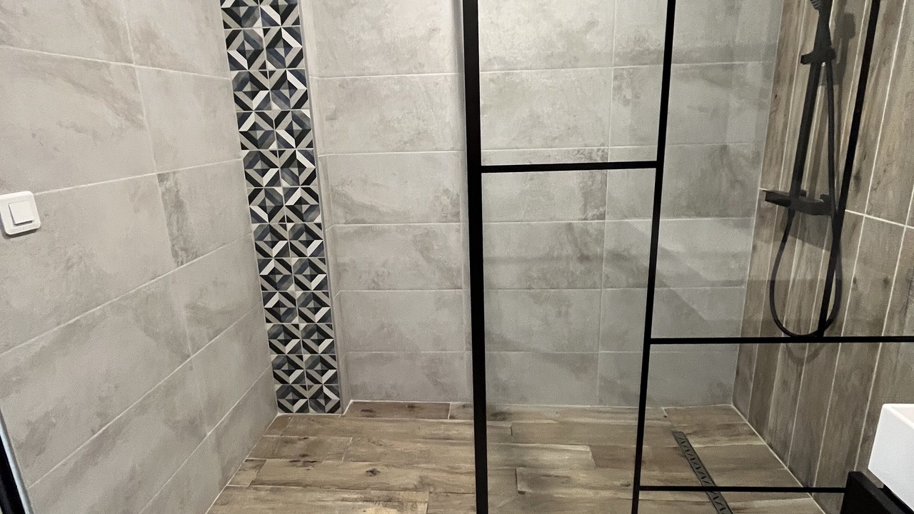 Photo of Bathroom in Chateauneuf-les-Martigues