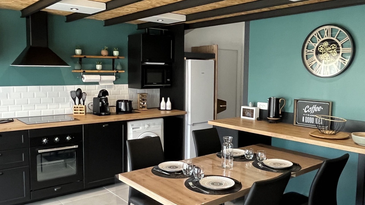 Photo of Kitchen in Chateauneuf-les-Martigues