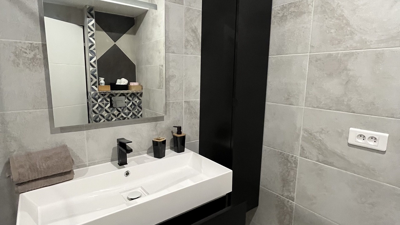 Photo of Bathroom in Chateauneuf-les-Martigues