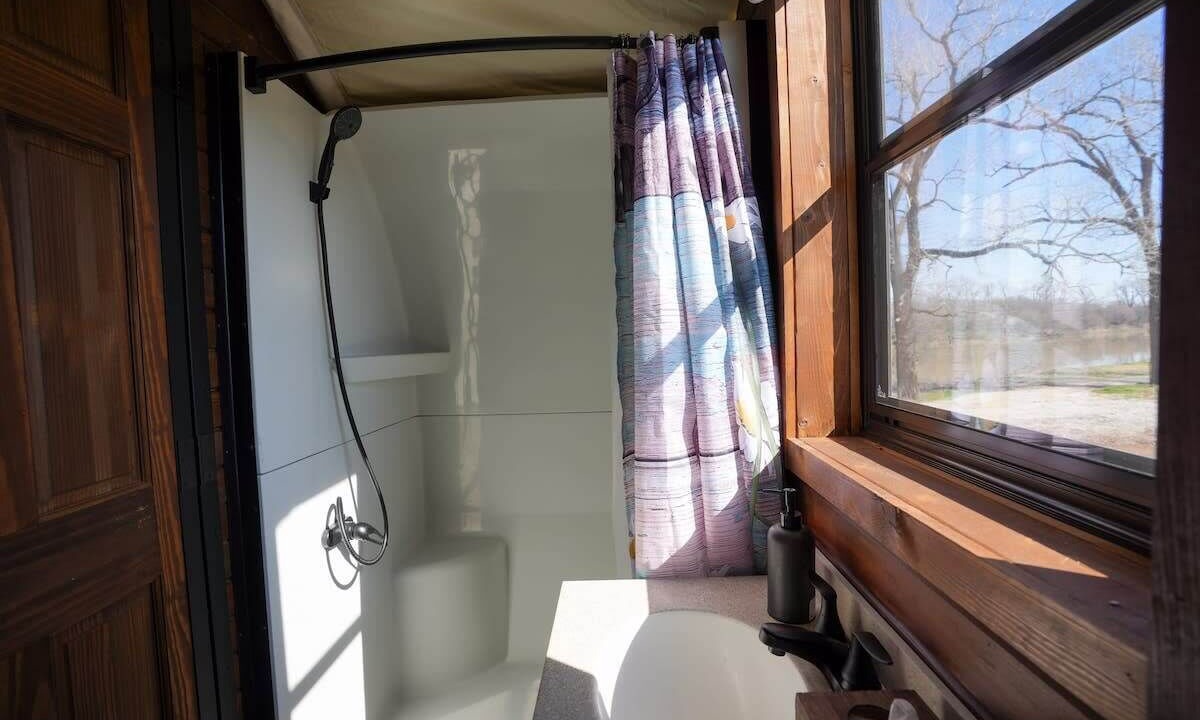 Photo of Bathroom in Satin