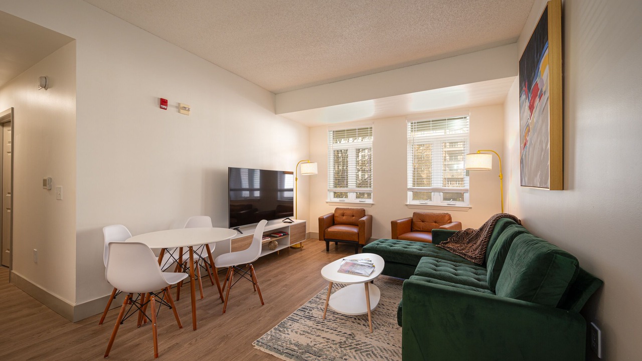 Photo of Livingroom in Charlotte Center City