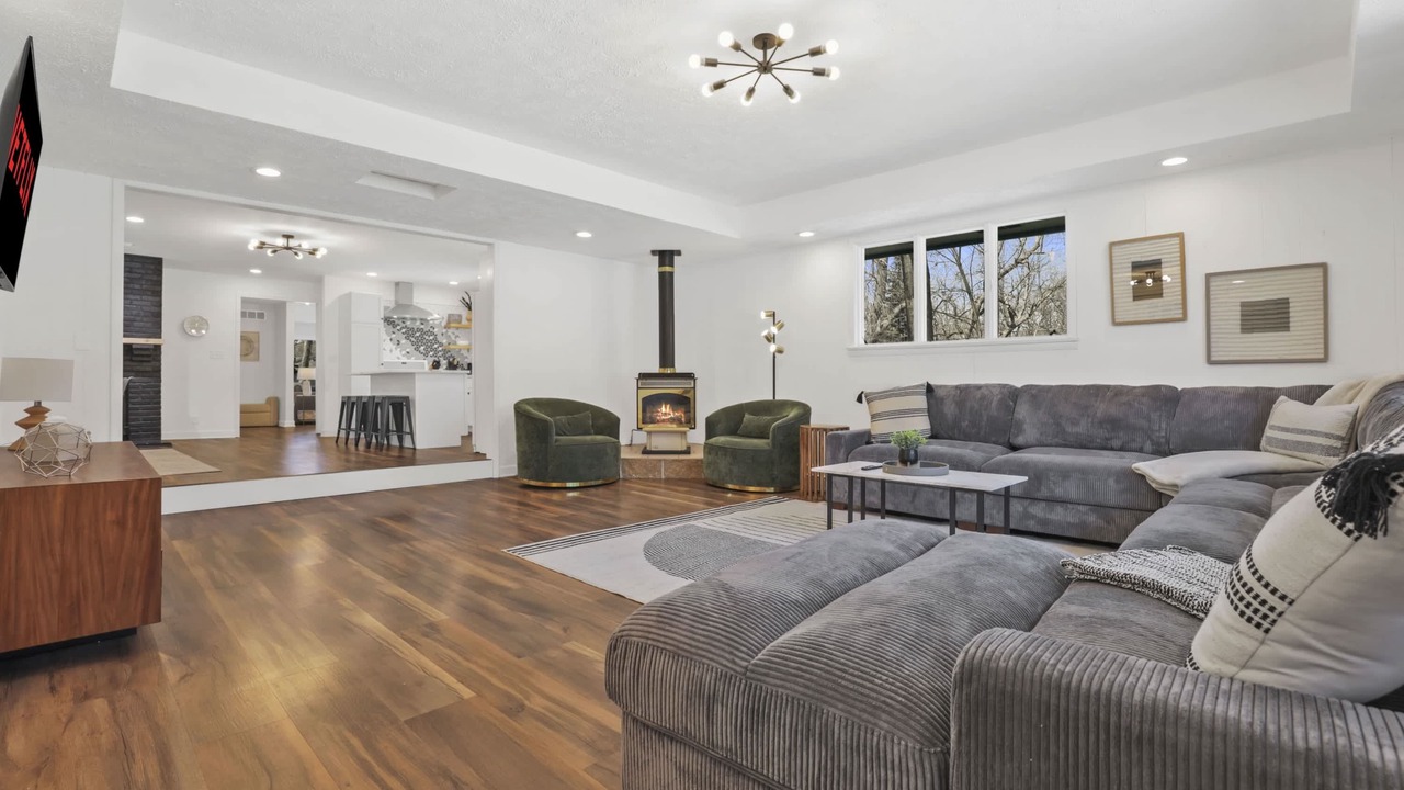 Photo of Livingroom in Loves Park