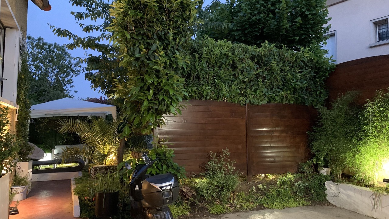 Photo of Outdoor in Sevres