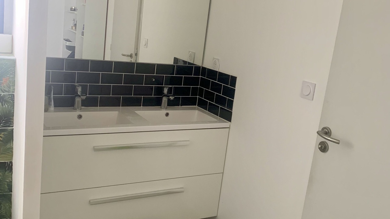 Photo of Bathroom in Marennes