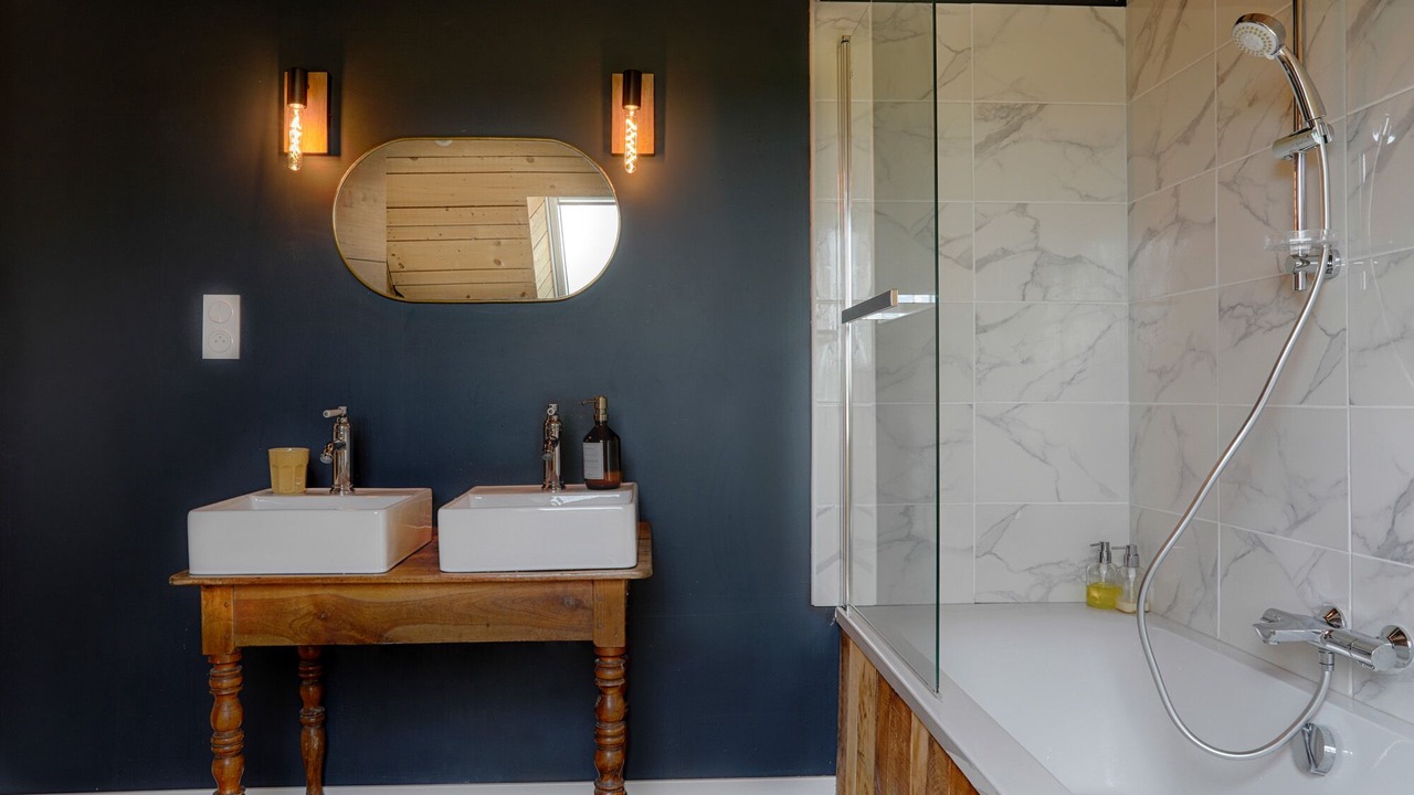 Photo of Bathroom in Treal