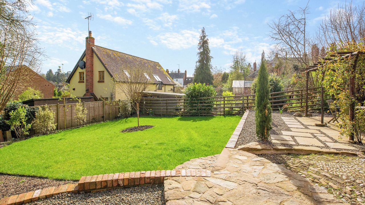 Photo of Others in Ludwel