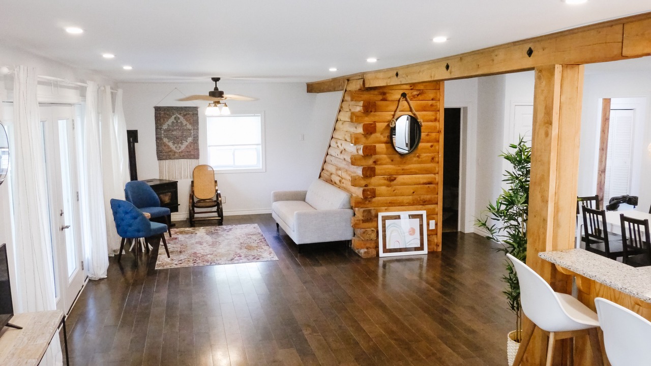 Photo of Livingroom in Cherry Valley