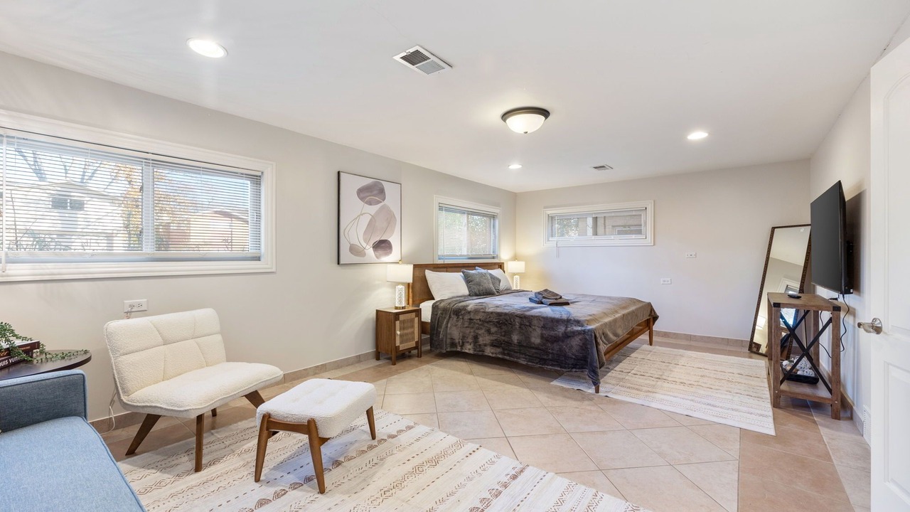 Photo of Bedroom in Arlington Heights