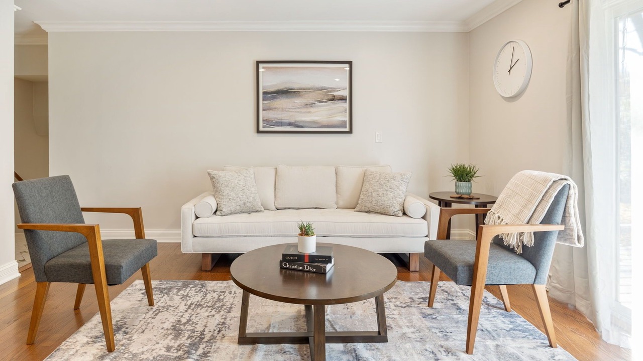 Photo of Livingroom in Arlington Heights