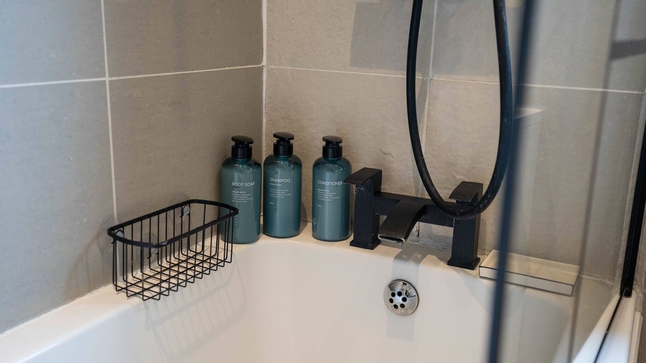 Photo of Others in Charlton