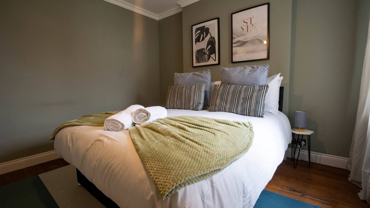 Photo of Others in Charlton