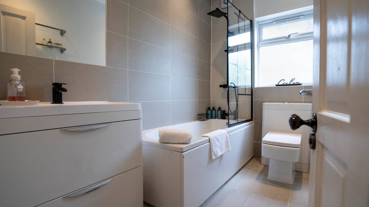 Photo of Bathroom in Charlton