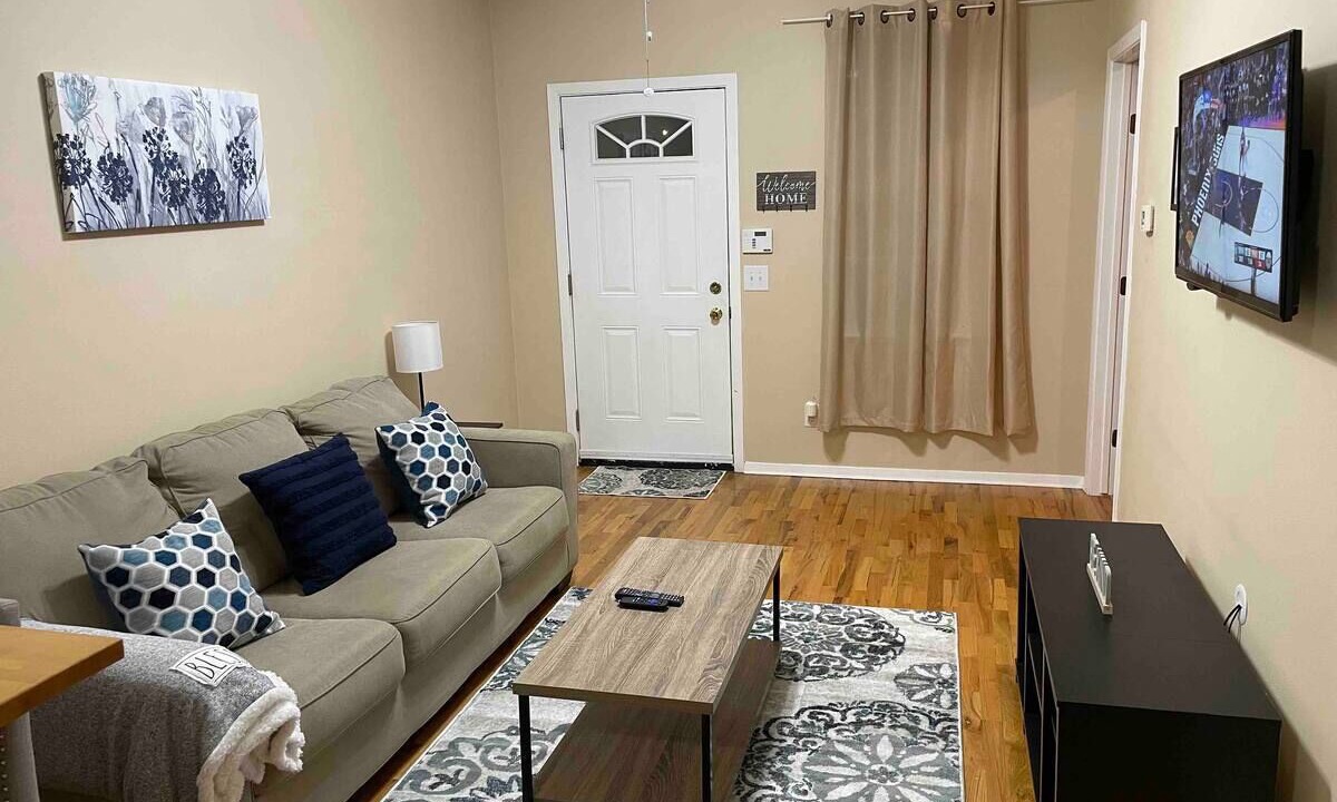 Photo of Livingroom in Central Oklahoma City