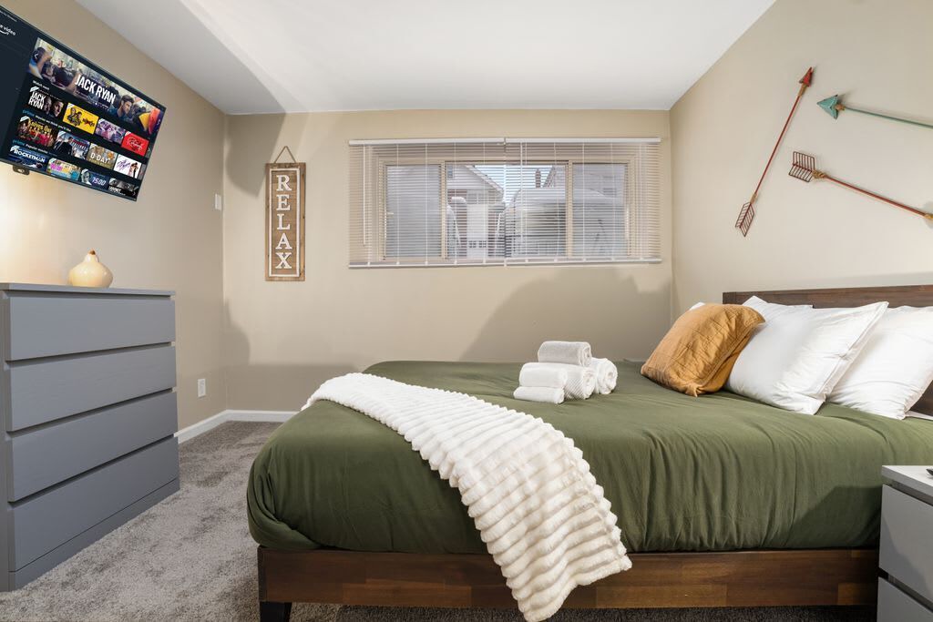 Photo of Bedroom in University District