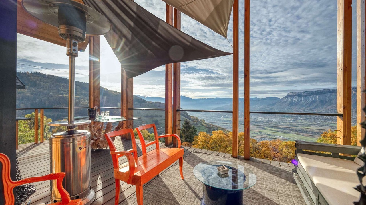 Photo of Patio Balcony in Saint-Jean-le-Vieux