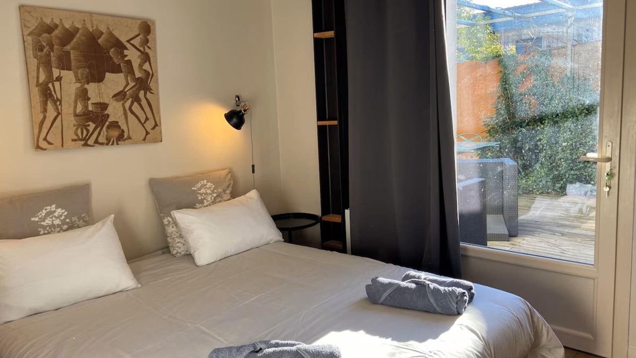 Photo of Bedroom in Saint-Jean-des-Mauvrets
