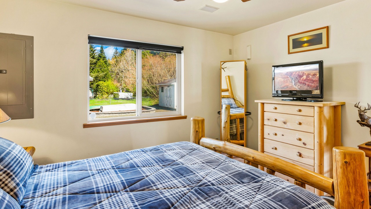 Photo of Bedroom in Belfair