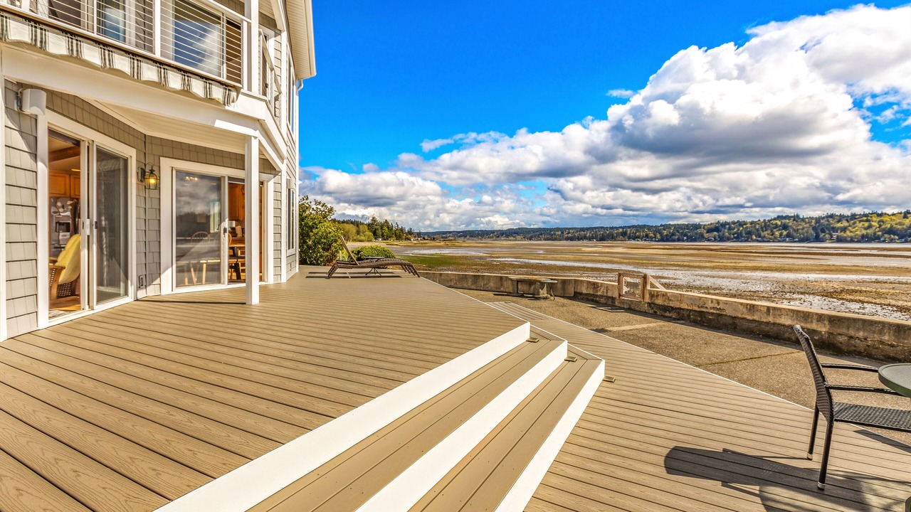 Photo of Patio Balcony in Belfair