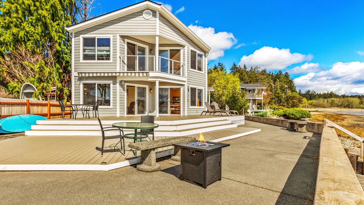 Photo of Patio Balcony in Belfair
