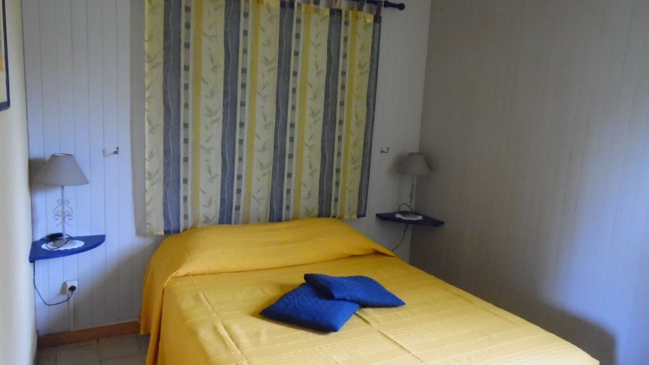 Photo of Bedroom in Saint-Michel-de-Bannieres