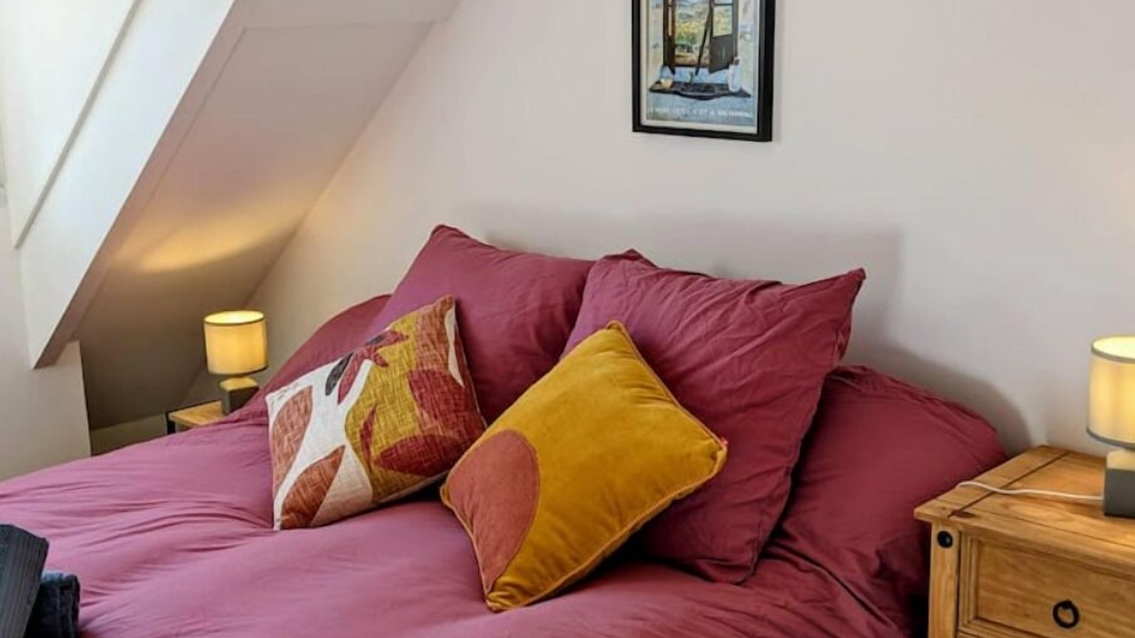Photo of Bedroom in Campan