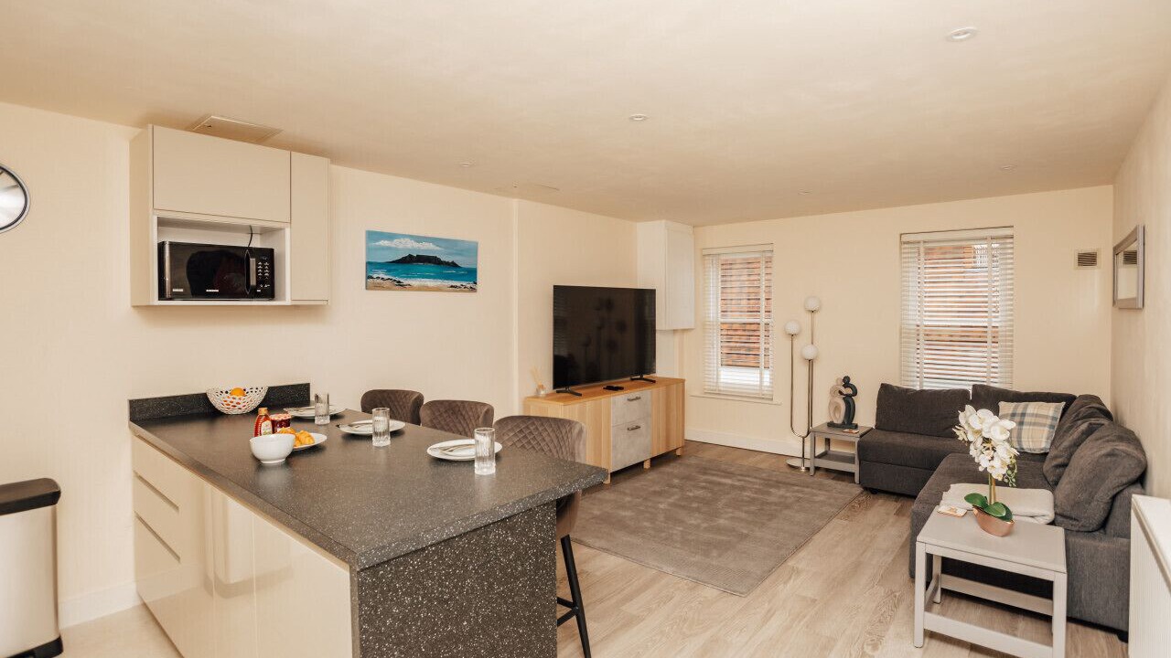 Photo of Livingroom in Henley