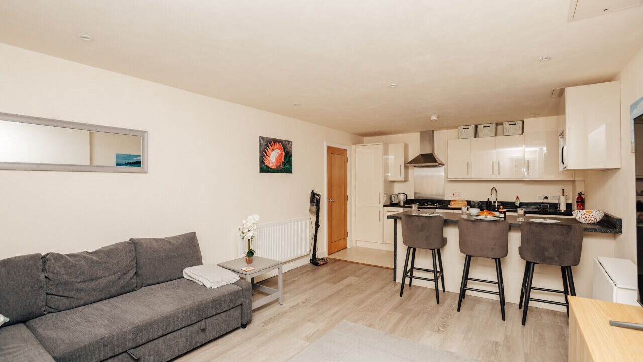 Photo of Livingroom in Henley