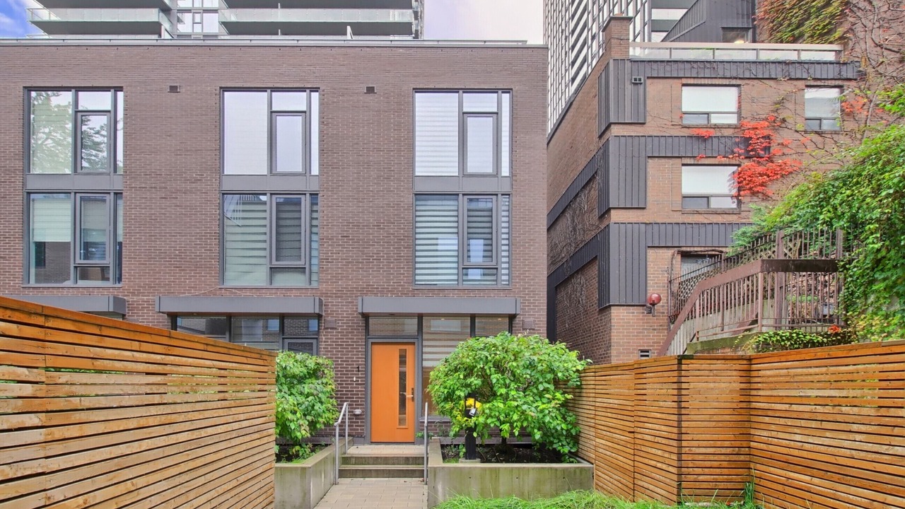 Photo of Outdoor in Bloor-Yorkville